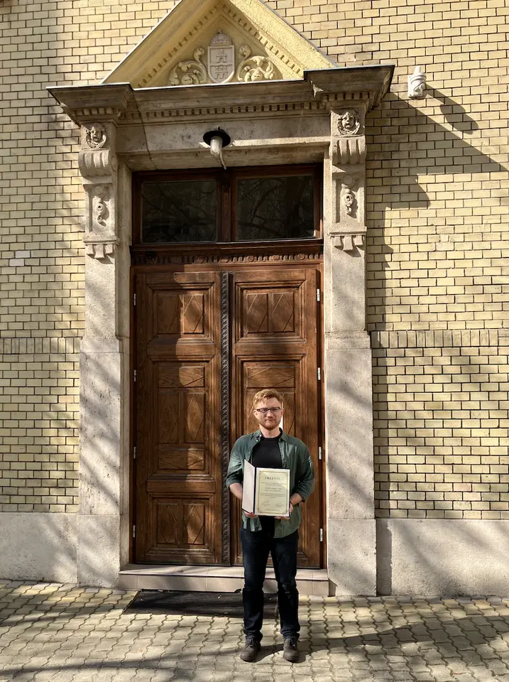 Szabó Gergelyt  Gombocz Zoltán-díjjal tüntették ki